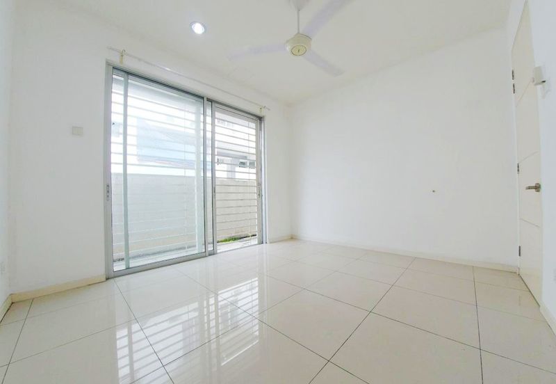 Fairfield Residences, Tropicana Heights