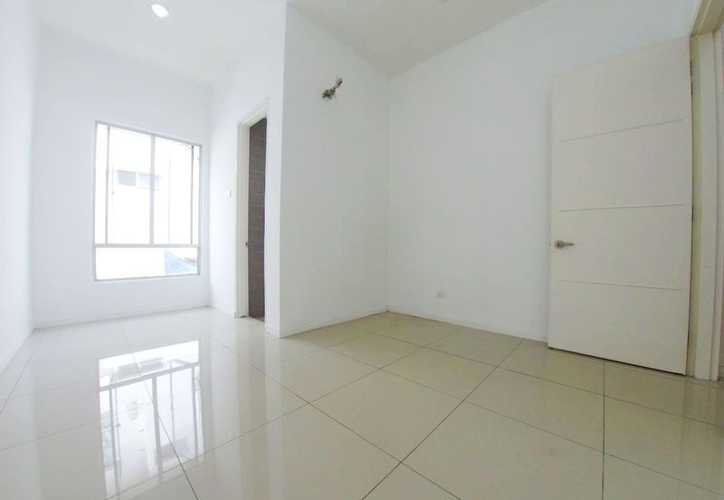 Fairfield Residences, Tropicana Heights