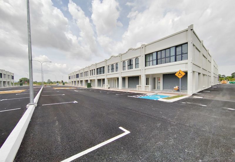 Brand New Shoplot Serene Square Serene Heights Semenyih