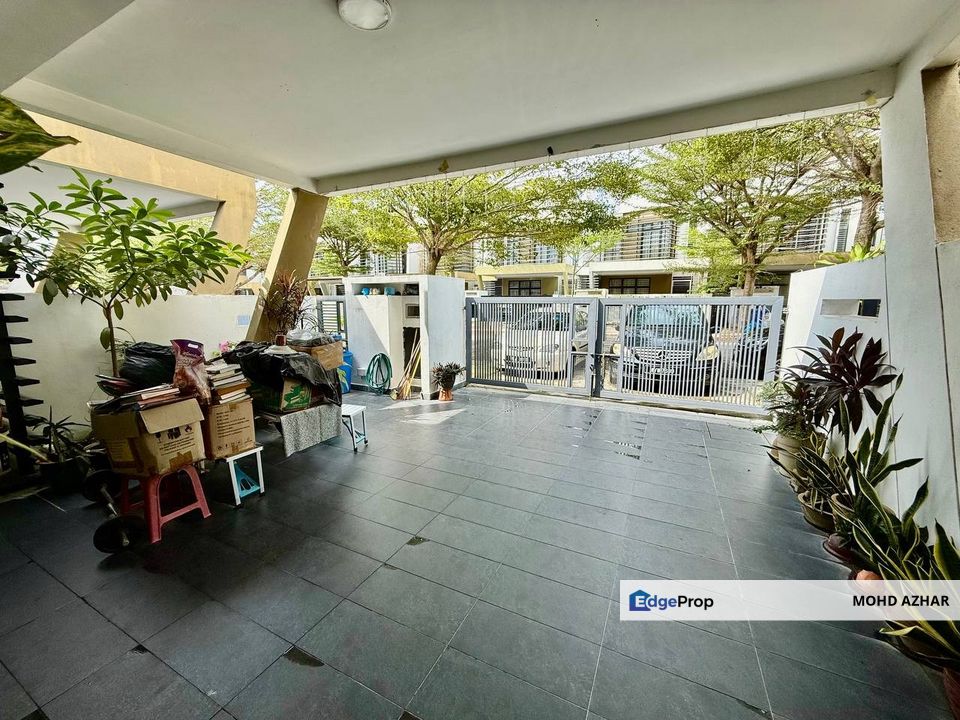 2 Storey Superlink Laman Glenmarie Shah Alam, Selangor, Glenmarie