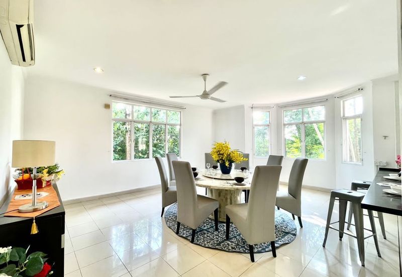 IOI Beverly Row @ IOI Resort City