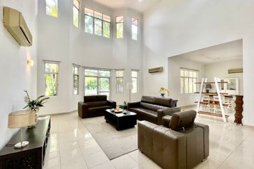 IOI Beverly Row @ IOI Resort City