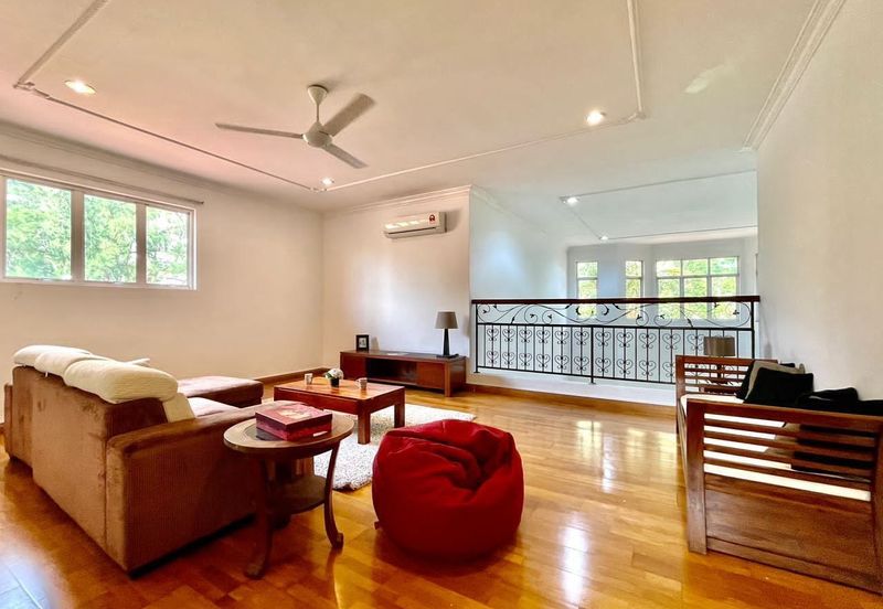 IOI Beverly Row @ IOI Resort City