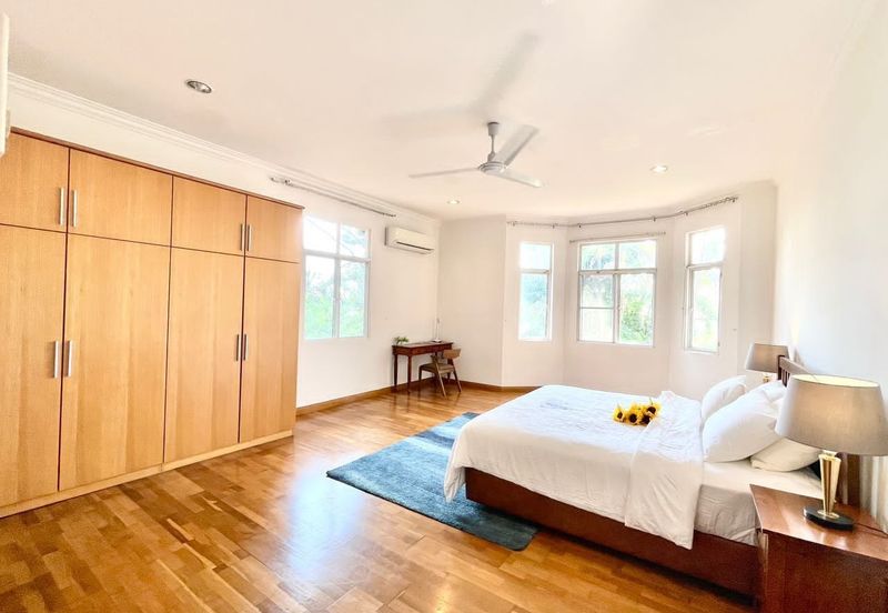 IOI Beverly Row @ IOI Resort City