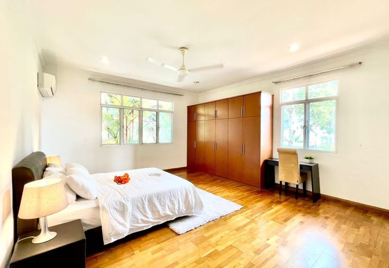 IOI Beverly Row @ IOI Resort City