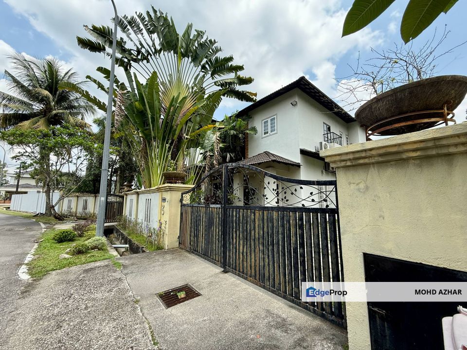 2 Storey Bungalow With Private Pool Seksyen 8 Kota Damansara, Selangor, Kota Damansara