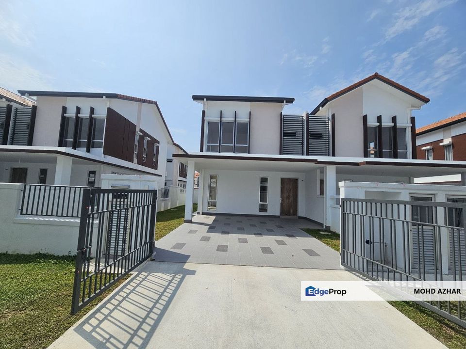 2 Storey Cluster House Caressa Setia Alamsari Kajang, Selangor, Kajang