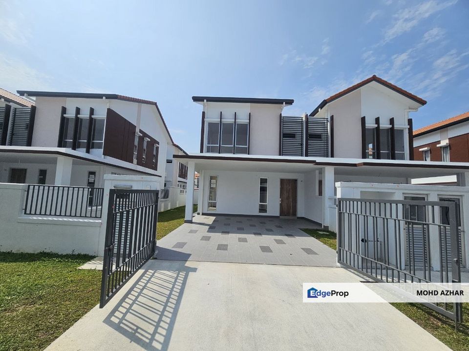 2 Storey Cluster House Caressa Setia Alamsari Kajang, Selangor, Kajang