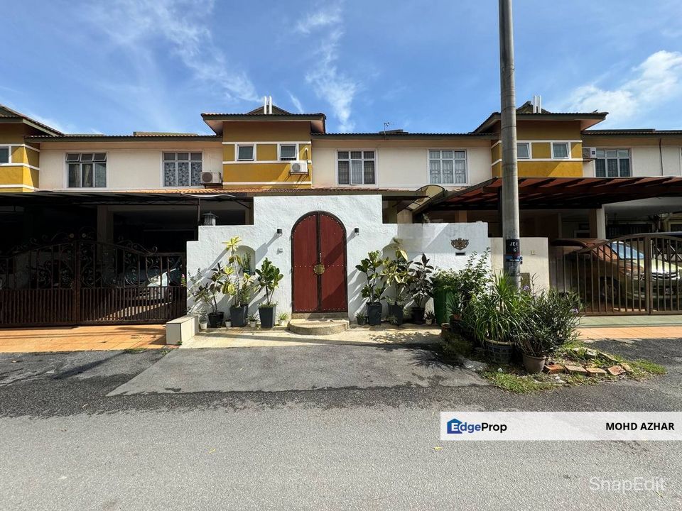 2 Storey Terrace Taman Emas Dengkil - Facing Open, Selangor, Sepang