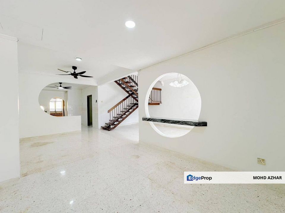 2 Storey Terrace Taman Bukit Kaya Seremban - Newly Tastefully Renovated House, Negeri Sembilan, Seremban