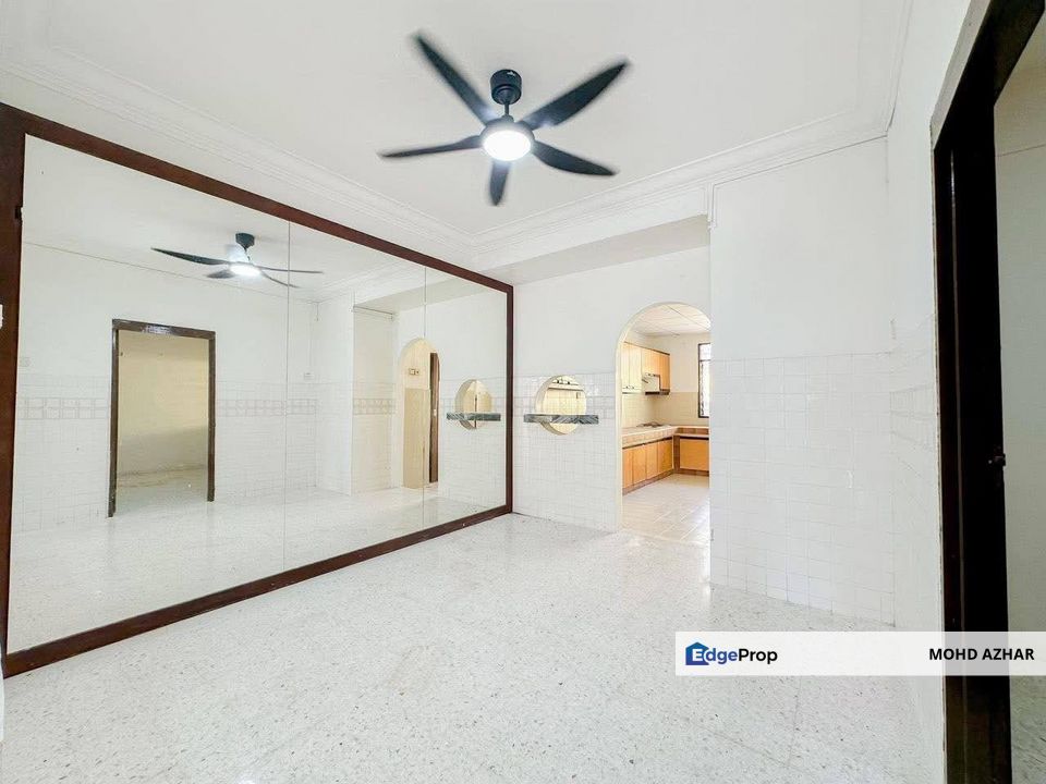 2 Storey Terrace Taman Bukit Kaya Seremban - Newly Tastefully Renovated House, Negeri Sembilan, Seremban