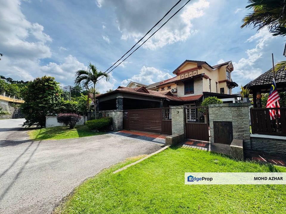 2 Storey Semi D Taman Ukay Perdana Ampang, Selangor, Ampang