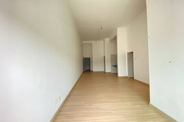 Residensi Anggerik Wira