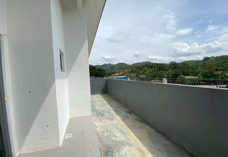 Residensi Anggerik Wira