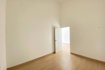 Residensi Anggerik Wira