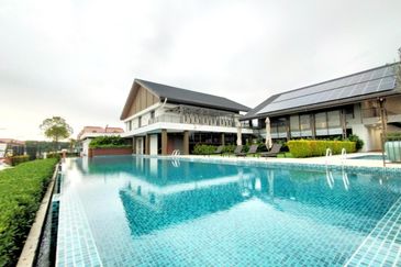 Setia Warisan Tropika (Belladonna)