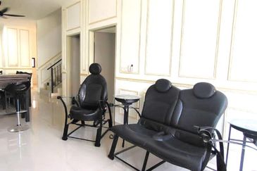 Setia Warisan Tropika (Belladonna)