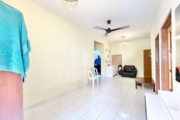 Pangsapuri Putra Impian, Taman Pinggiran Putra