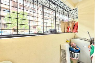 Pangsapuri Putra Impian, Taman Pinggiran Putra