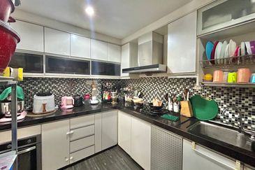 Penaga @ Taman Raintree