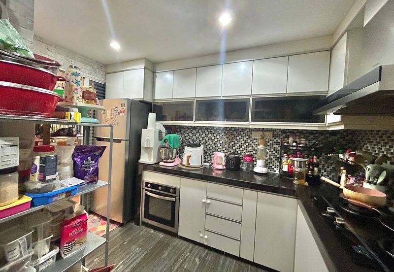 Penaga @ Taman Raintree