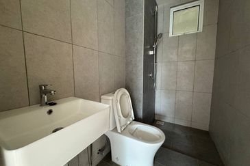 Tuan 2egacy (Tuan Residency 2)