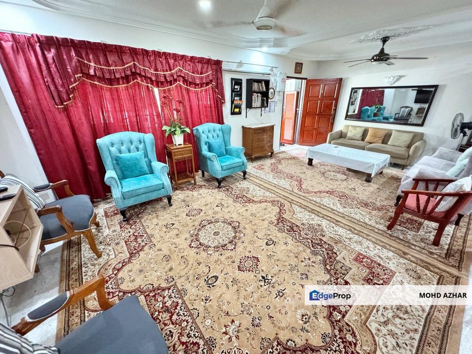 Facing Open 2 Storey Terrace Seksyen 1 Bandar Baru Bangi, Selangor, Bangi