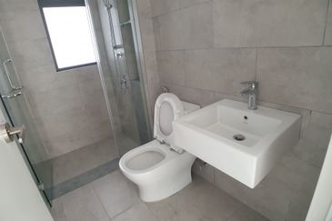 The Riyang @ Happy Garden