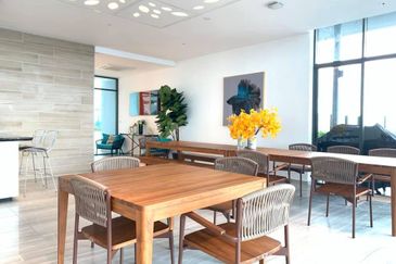 The Riyang @ Happy Garden