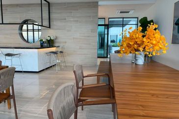 The Riyang @ Happy Garden