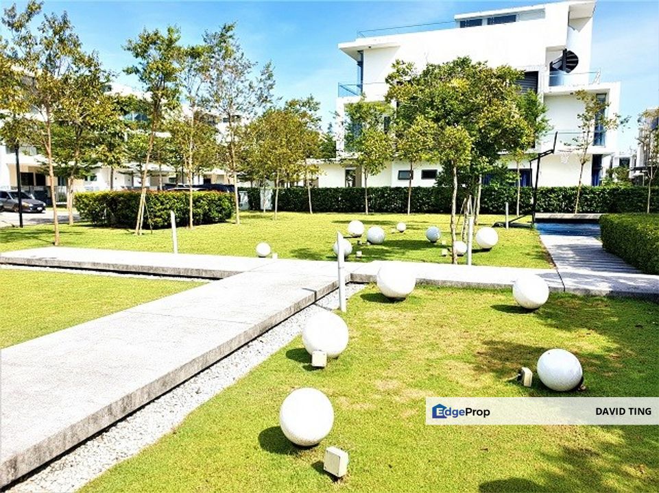 We offer a selection of a few units in The Grove Call David Ting , Kuala Lumpur, Sungai Besi