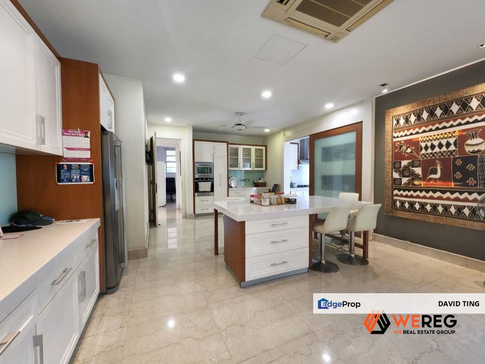 Bungalow with Golf Course View, Selangor, Bandar Kinrara Puchong