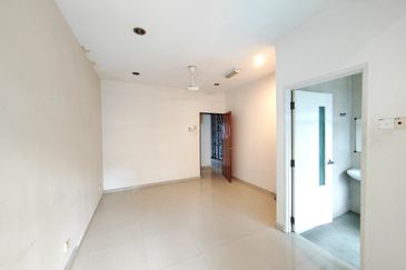 Taman Desa Double Storey Corner Lot Landed House 