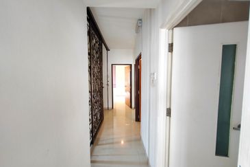 Taman Desa Double Storey Corner Lot Landed House 