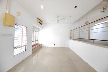 Taman Desa Double Storey Corner Lot Landed House 