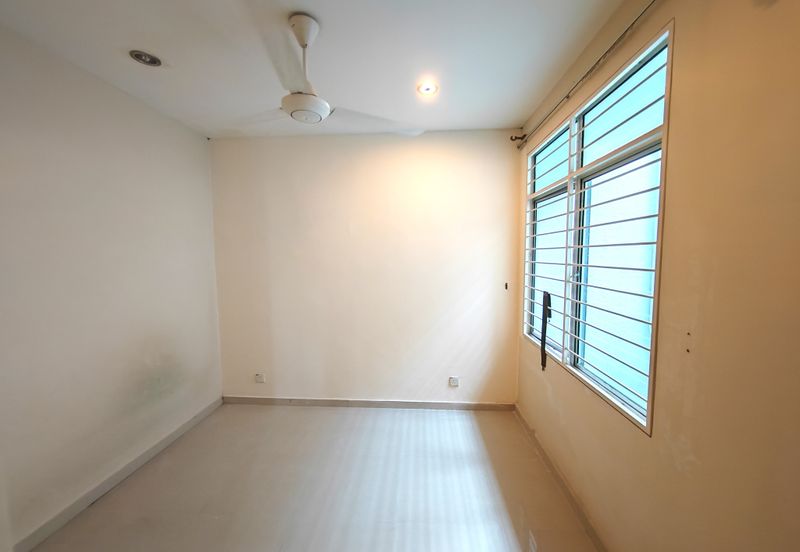 Taman Desa Double Storey Corner Lot Landed House 