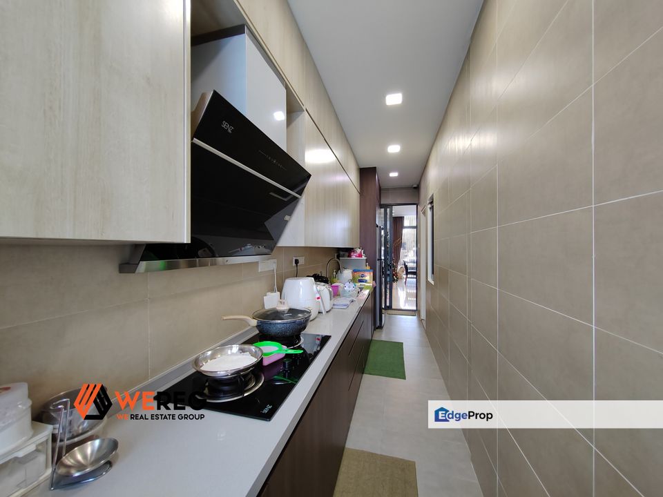 Good Buy Limited 3 Storey Semi-D Tasteful Renovate & Big Land for Sale Reed Lake fields Lakefields Sungai Besi Kuala Lumpur , Kuala Lumpur, Sungai Besi