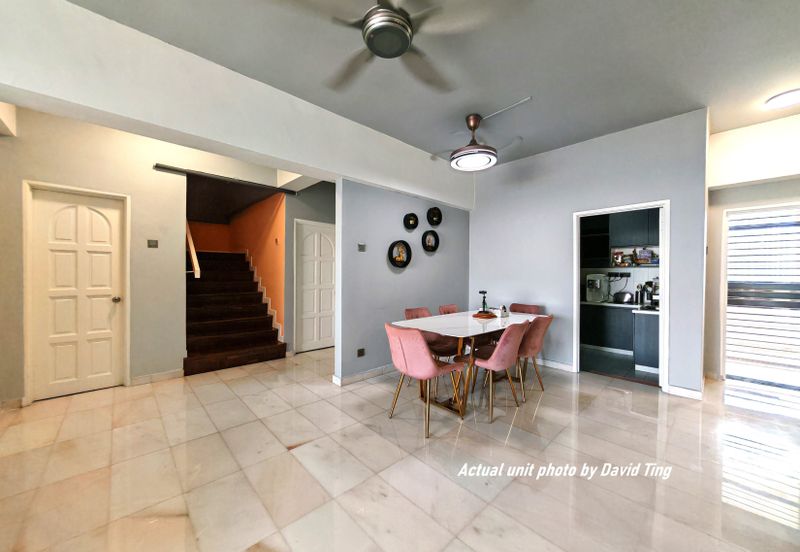 Anjung Hijau (Greenfield Apartment)