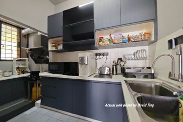 Anjung Hijau (Greenfield Apartment)