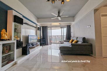 Anjung Hijau (Greenfield Apartment)