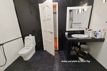 Anjung Hijau (Greenfield Apartment)