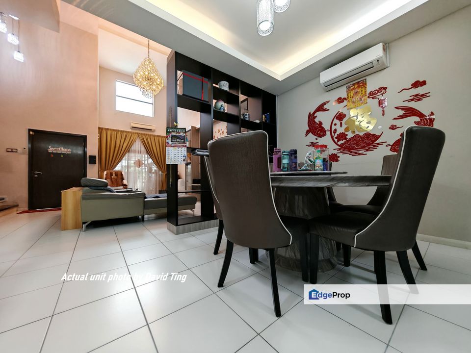 Meadow 3 Storey House Gated Guarded Good Condition Partially Furnish Sungai Besi Kuala Lumpur, Kuala Lumpur, Sungai Besi