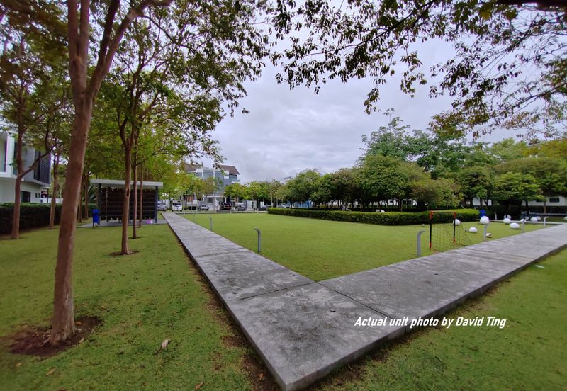 The Grove @ Lake Fields