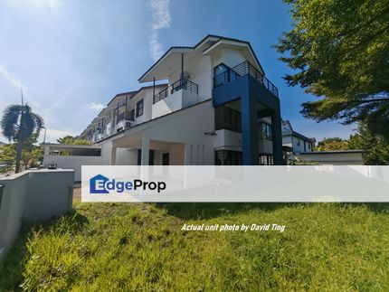 Meadows 3 Storey Corner House Gated Guarded Good location & Condition, Kuala Lumpur, Sungai Besi