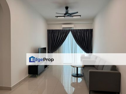 Brand New Renovated Middle Floor 2 Car Parks Price Negotiable, Kuala Lumpur, Bukit Jalil