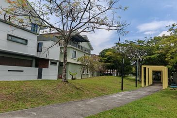 Lake Fields - Meadows and Glades