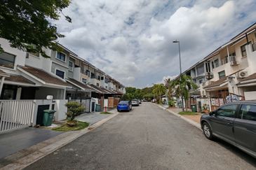 Lake Fields - Meadows and Glades