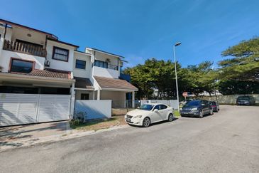 Lake Fields - Meadows and Glades