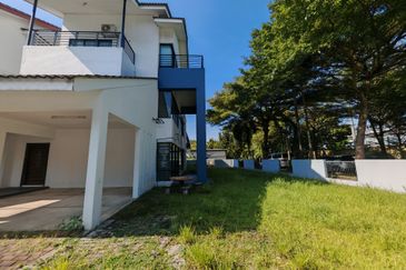 Lake Fields - Meadows and Glades