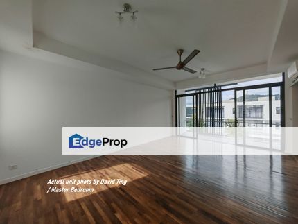 Reed 3 Storey Limited End Lot with Extra Big Land Cozy Unit For Sale, Kuala Lumpur, Sungai Besi